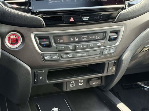 Certified 2025 Honda Ridgeline TrailSport image 13