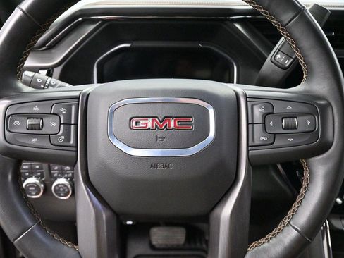 Used 2024 GMC Sierra 2500 AT4 w/ AT4 Premium Plus Package AWD/4WD image 17