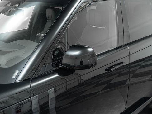Used 2025 Land Rover Range Rover SE AWD/4WD image 38