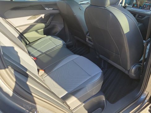 New 2026 Volkswagen Tiguan SE FWD image 29