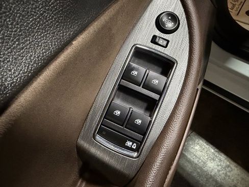 Used 2014 Chevrolet Impala LT w/ Premium Seating Package image 13