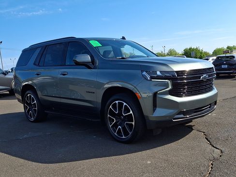Used 2023 Chevrolet Tahoe RST AWD/4WD image 3