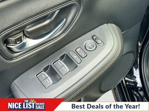 Certified 2026 Honda HR-V Sport image 17