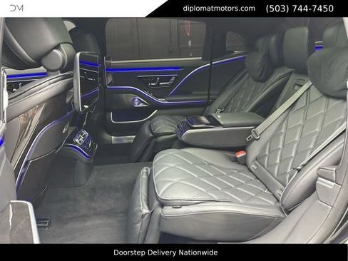 Used 2024 Mercedes-Benz Maybach S 580 4MATIC image 24