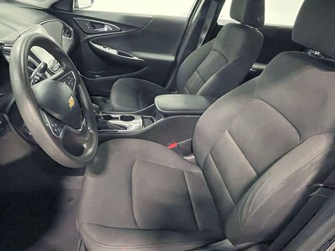 Used 2022 Chevrolet Malibu LS image 3