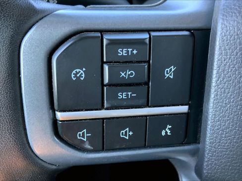 Used 2024 Ford F250 Lariat image 21