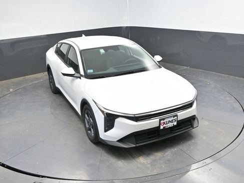 Used 2025 Kia K4 FWD image 34