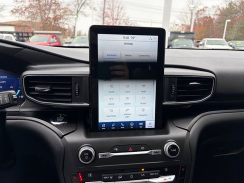 Used 2020 Ford Explorer ST w/ ST Street Pack image 26