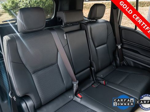 Used 2025 Toyota Land Cruiser image 30