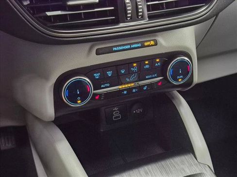 Certified 2024 Ford Escape Active AWD/4WD image 15