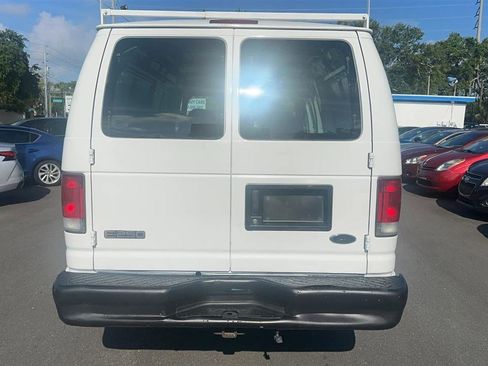 Used 2001 Ford E-250 and Econoline 250 Extended RWD image 8