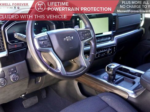 Used 2022 Chevrolet Silverado 1500 RST w/ Redline Edition image 12