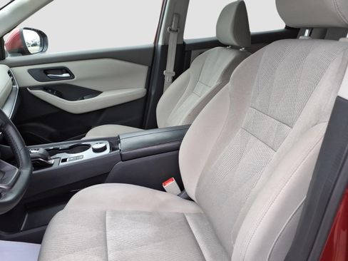 Used 2025 Nissan Rogue SV AWD/4WD image 11