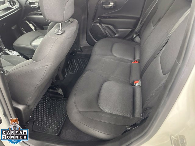 Used 2023 Jeep Renegade Latitude AWD/4WD image 26