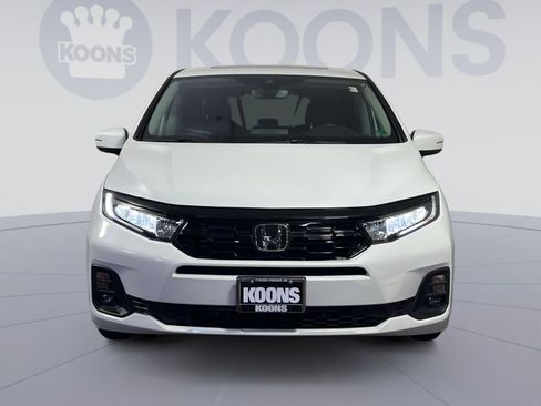 Used 2025 Honda Odyssey Touring image 11