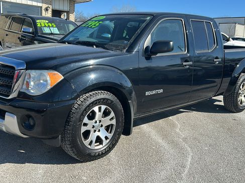 Used 2012 Suzuki Equator Sport image 2