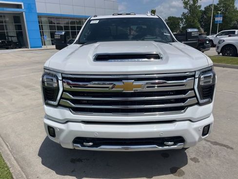 New 2025 Chevrolet Silverado 2500 High Country w/ Technology Package image 16
