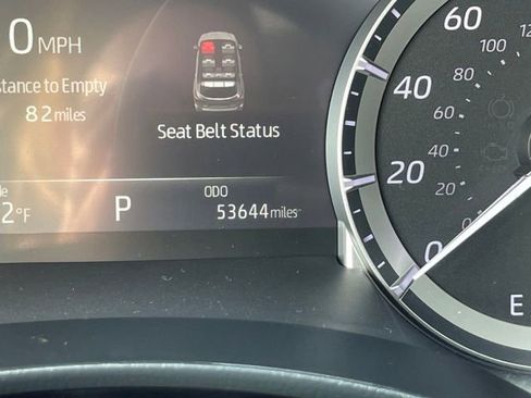 Used 2022 Toyota Highlander XLE image 16