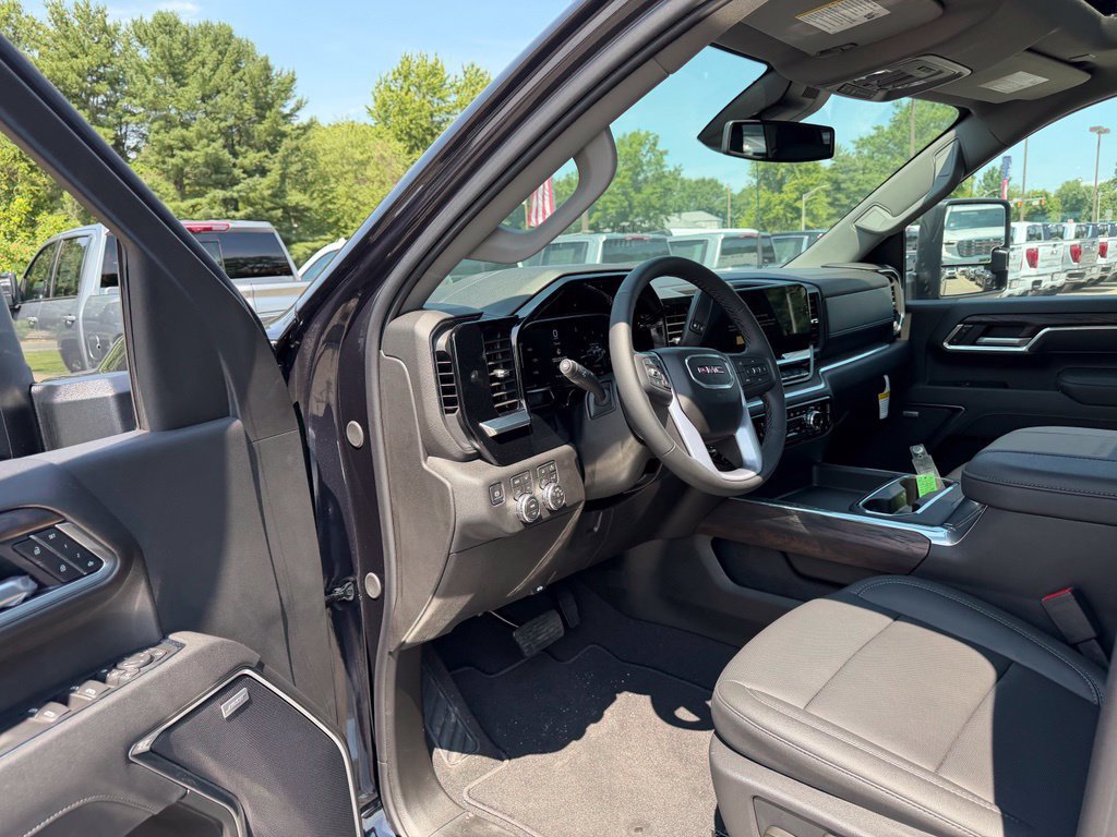 New 2026 GMC Sierra 2500 SLT w/ SLT Premium Package AWD/4WD image 21