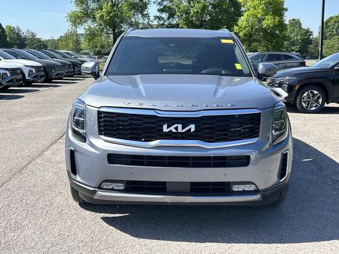 Used 2022 Kia Telluride SX w/ SX Prestige Package AWD/4WD image 2
