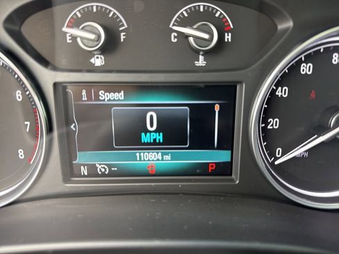 Used 2019 Buick Enclave Essence AWD/4WD image 14