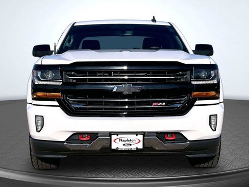 Used 2017 Chevrolet Silverado 1500 LT w/ Redline Edition AWD/4WD image 3