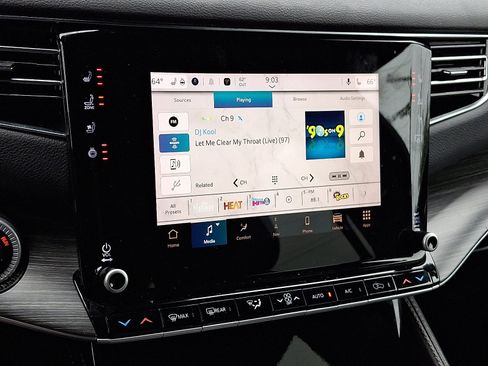 Used 2023 Jeep Wagoneer L Series II image 16