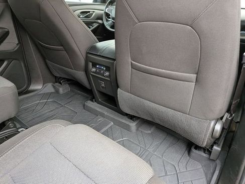 Certified 2024 Chevrolet Traverse LT w/ LPO, Floor Liner Package image 35