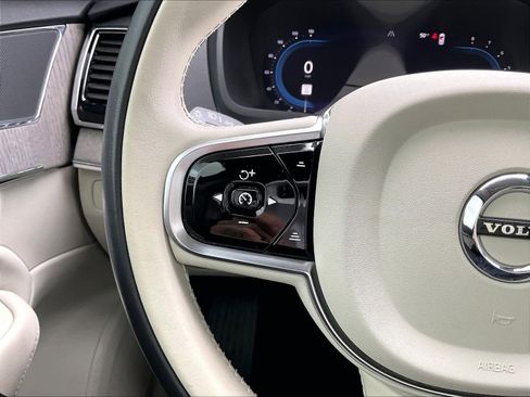 Used 2023 Volvo XC90 B6 Plus w/ Protection Package Premier image 20