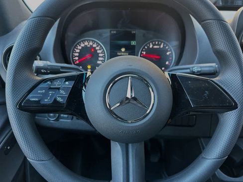 New 2025 Mercedes-Benz Sprinter 2500 image 18