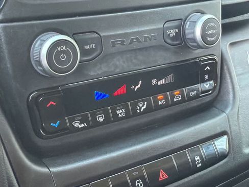 Used 2025 RAM ProMaster 2500 w/ Convenience Group FWD image 27
