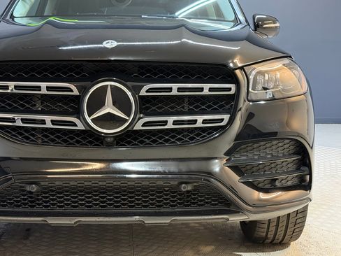 Used 2023 Mercedes-Benz GLS 450 4MATIC image 25