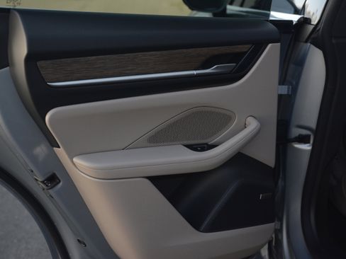 Certified 2025 Porsche Macan 4S Electric image 30