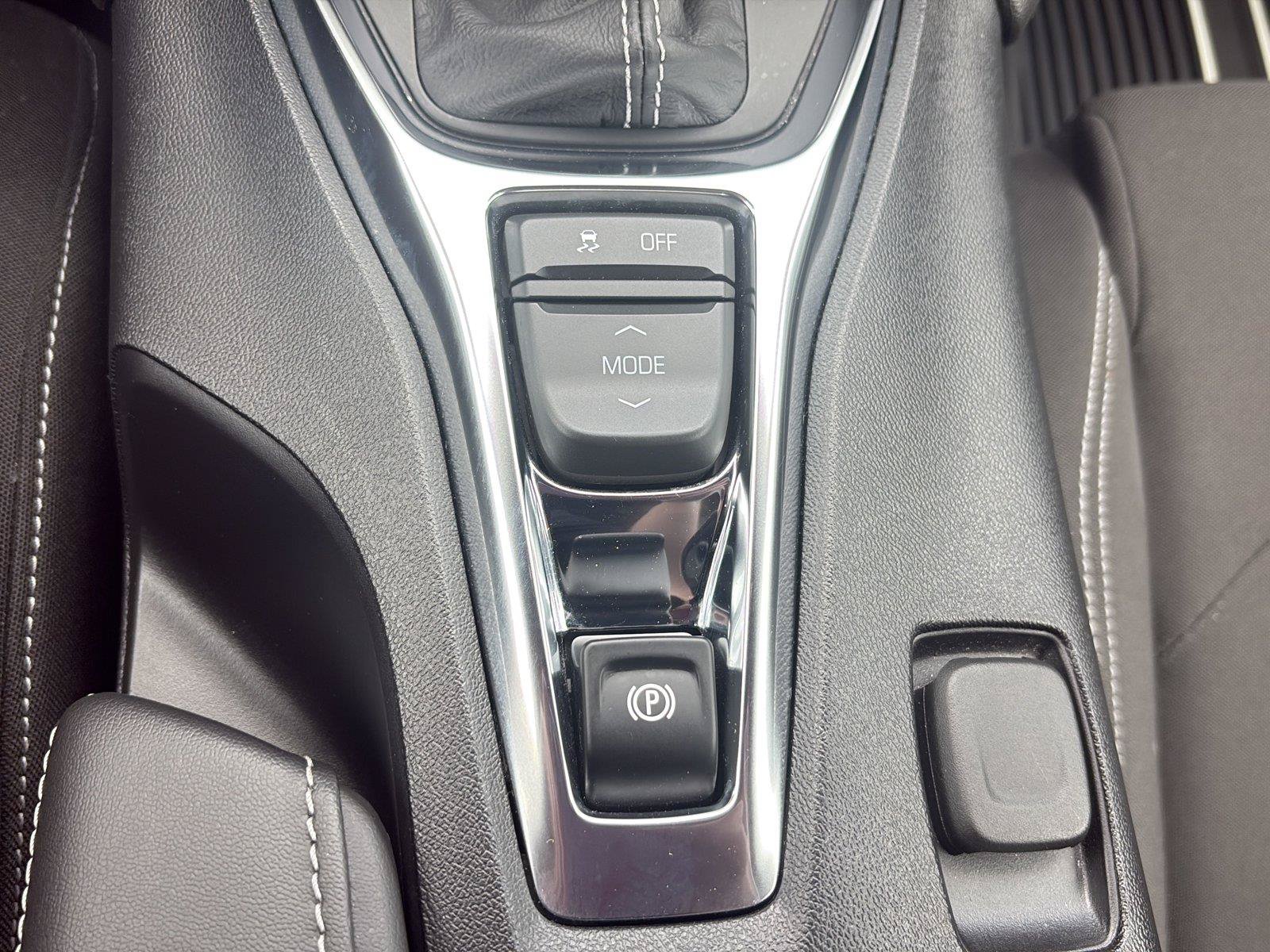 Used 2022 Chevrolet Camaro SS RWD image 31