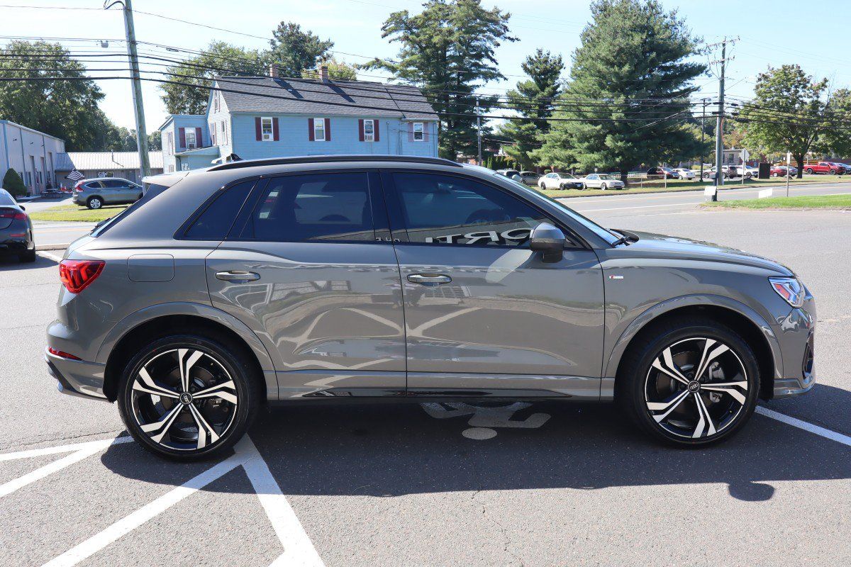Used 2024 Audi Q3 2.0T Premium Plus AWD/4WD image 5