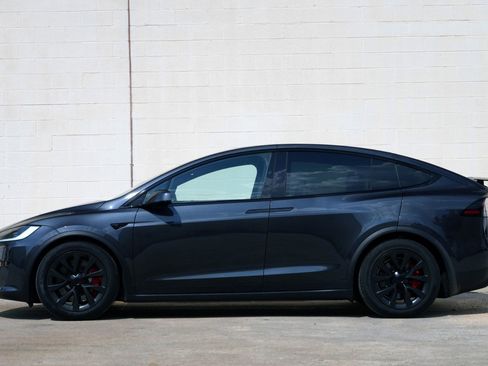 Used 2025 Tesla Model X Plaid AWD/4WD image 9