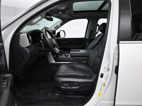 Used 2023 Toyota Tundra Limited AWD/4WD image 11