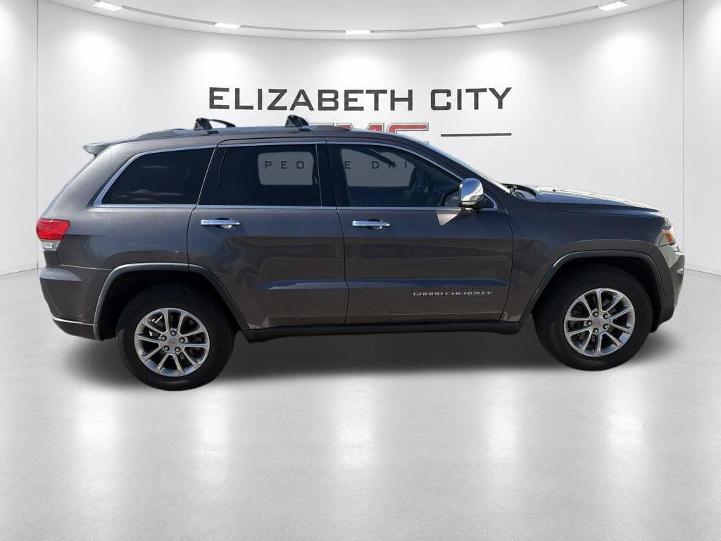 Used 2015 Jeep Grand Cherokee Limited w/ Luxury Group II AWD/4WD image 7