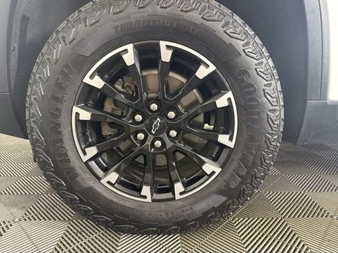 Used 2024 Chevrolet Traverse Z71 w/ Enhanced Driving Package image 22