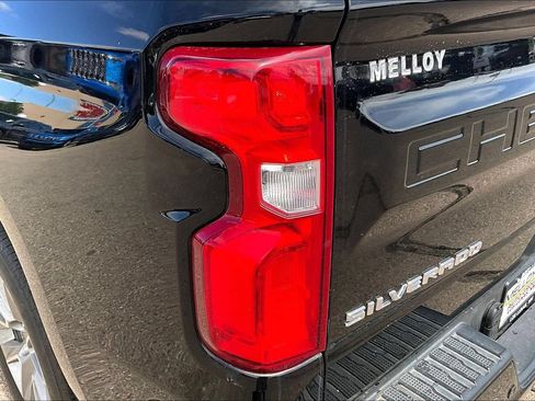 Used 2022 Chevrolet Silverado 1500 High Country AWD/4WD image 24