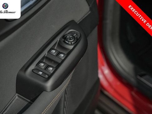 New 2025 Alfa Romeo Tonale w/ Premium Package AWD/4WD image 21