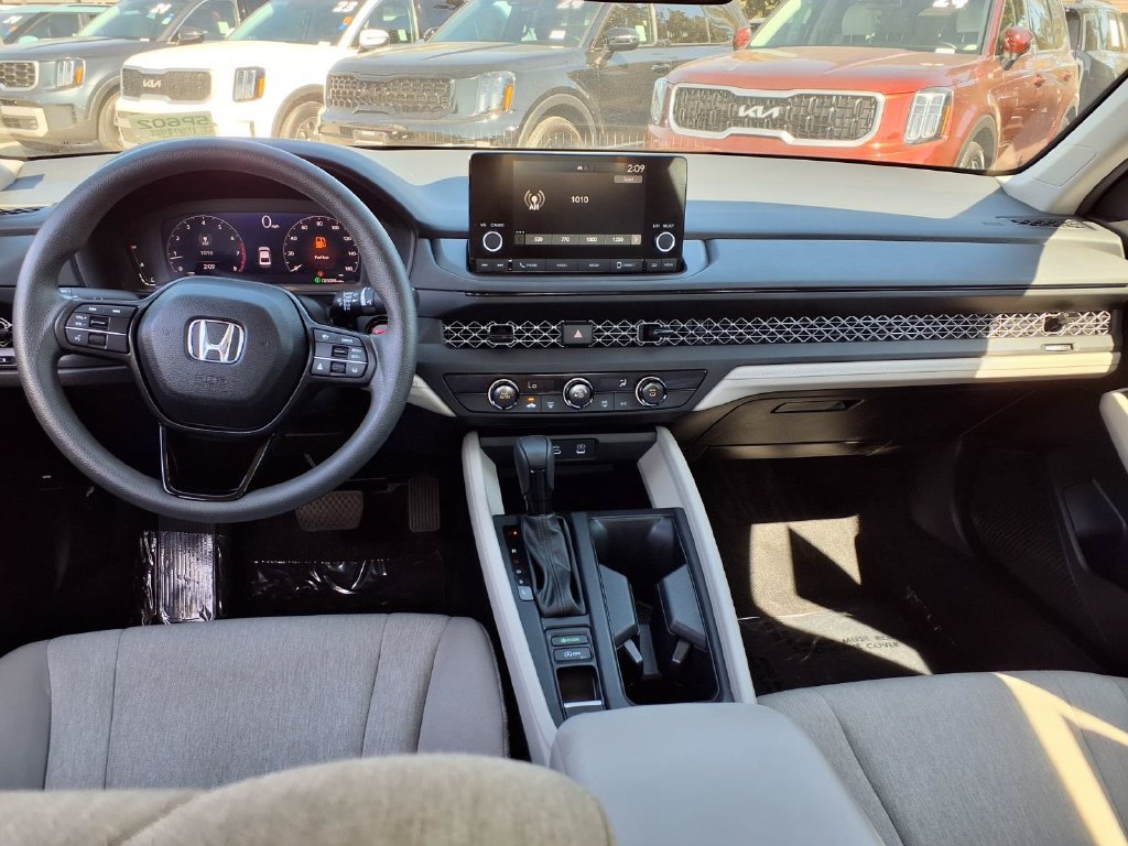 Used 2024 Honda Accord LX image 13