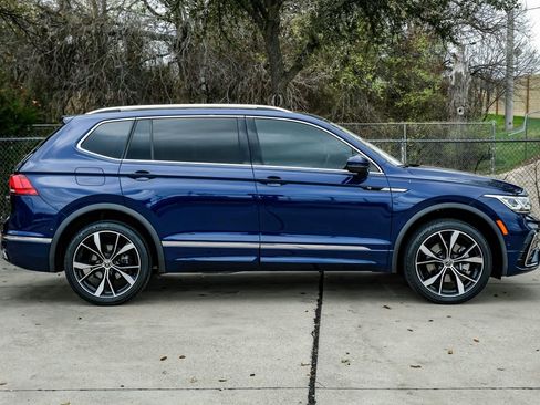 Used 2022 Volkswagen Tiguan SEL R-Line image 15