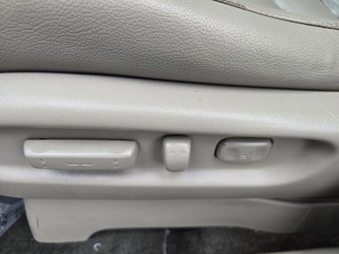 Used 2011 Honda Odyssey EX-L image 21