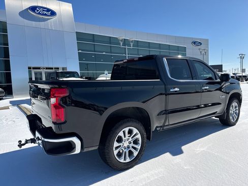 Used 2023 Chevrolet Silverado 1500 LTZ image 5