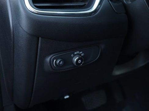 Used 2022 Chevrolet Equinox LT image 13