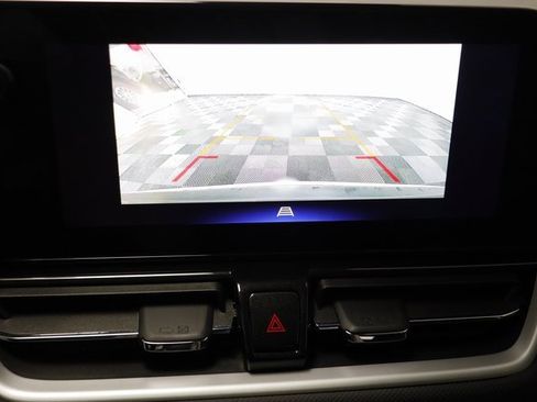 Certified 2024 Chevrolet TrailBlazer LT w/ Driver Confidence Package image 10