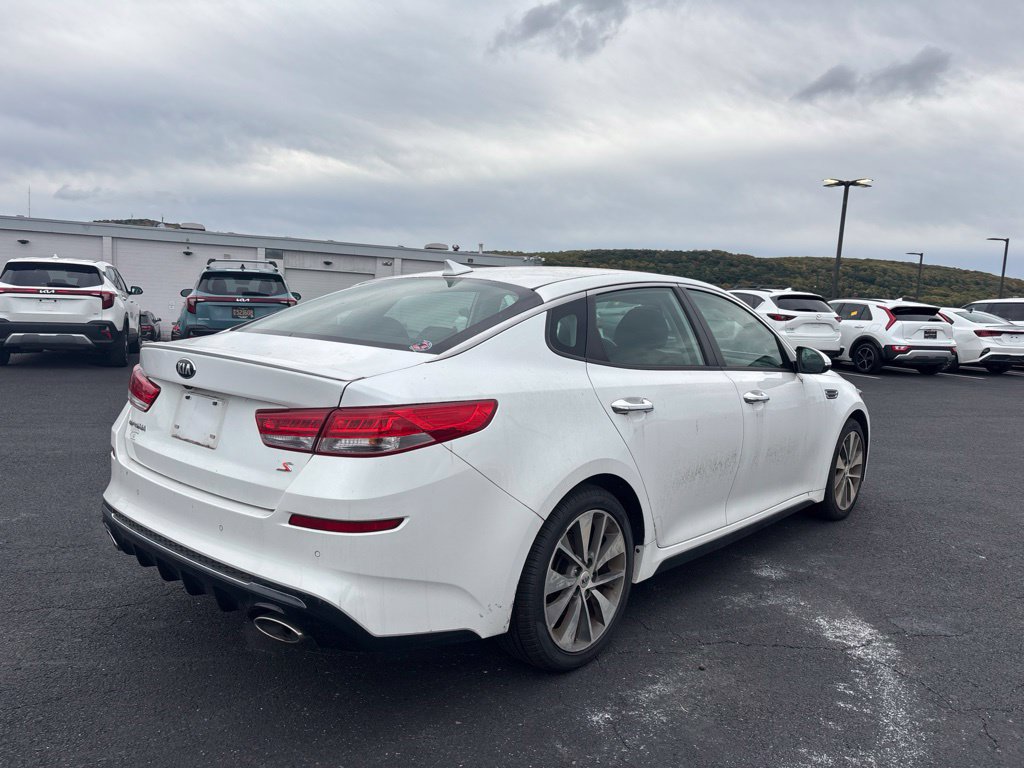 Used 2019 Kia Optima S FWD image 2