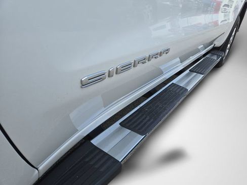 Used 2019 GMC Sierra 1500 SLT w/ SLT Premium Plus Package AWD/4WD image 44