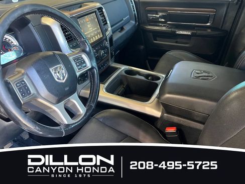 Used 2017 RAM 1500 Laramie w/ Convenience Group AWD/4WD image 4